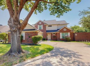 2501 Cottonwood Dr, Mesquite, TX 75150