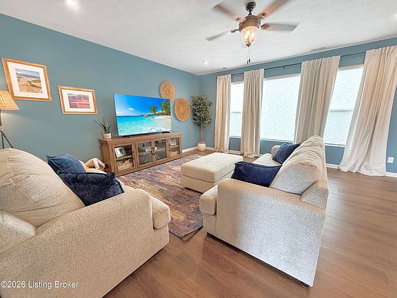 5th image of 455 Mallard Lake Blvd