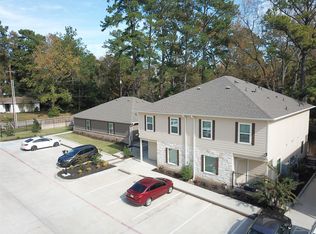 615 Hayman St, Huntsville, TX 77340