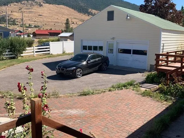 44578 D St, Big Arm, MT 59910