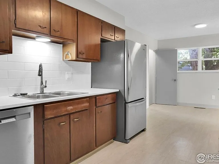 4630 Macky Way — Photo 36