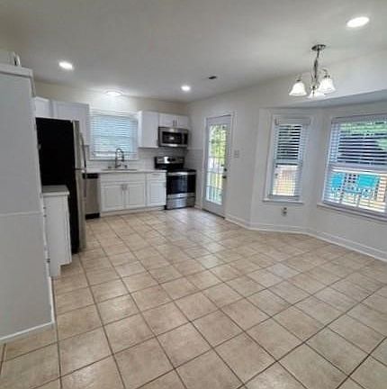 5th image of 10213 Carol Anne Rd