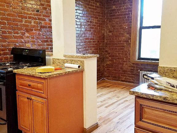 5th image of 3264 41st St APT 2B