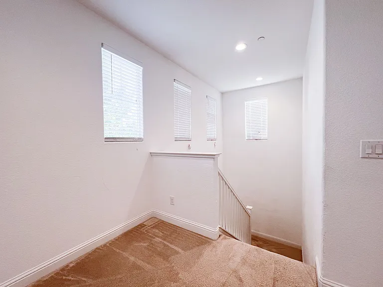 8428 Amber Valley Ln — Photo 21