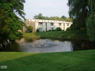 16 Quincy Close, Ridgefield, CT 06877