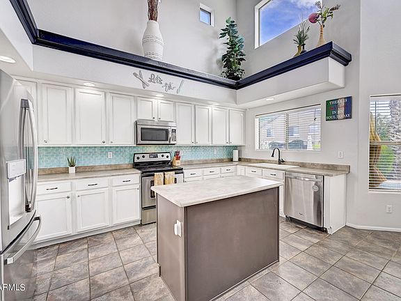 3rd image of 17395 W ELIZABETH Avenue