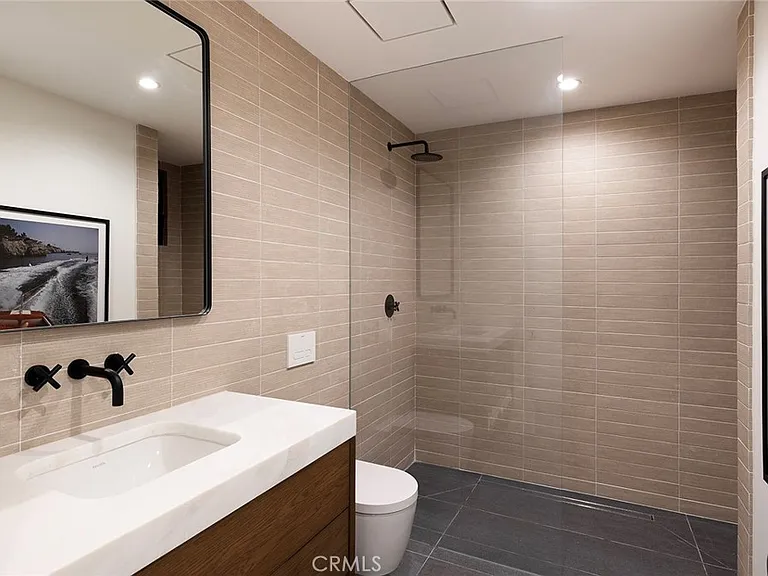 9015 Alto Cedro Dr — Photo 37