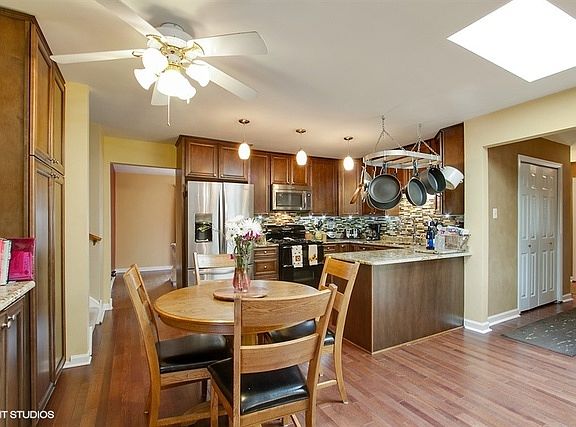 4th image of 15517 Orogrande St