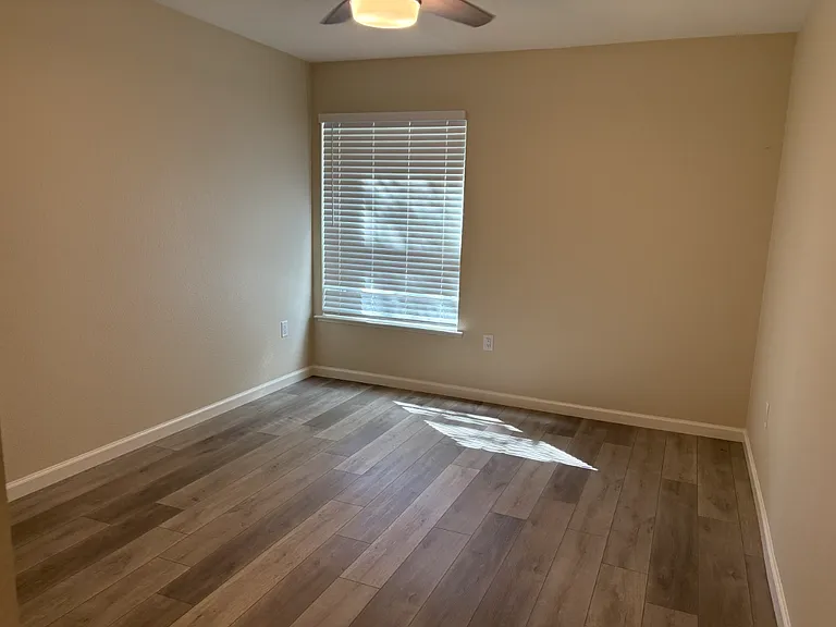 1017 Madera Ave #A — Photo 11