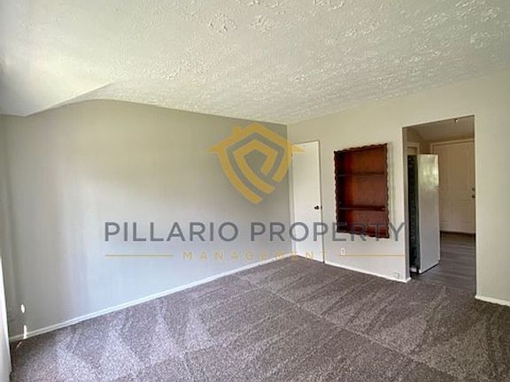5th image of 4938 E 34th St