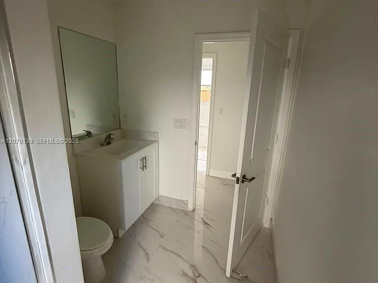 1409 SE 26th Ter — Photo 28