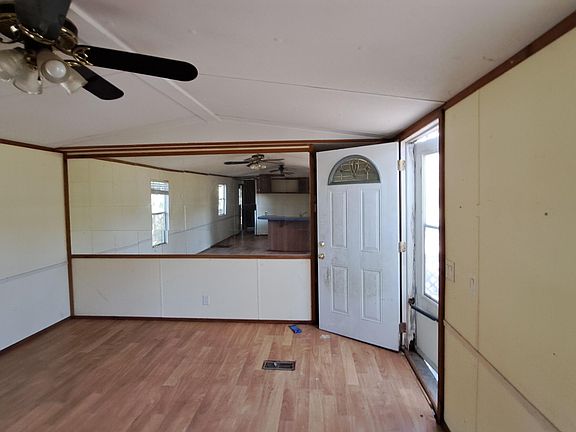 4th image of 6851 E Bay Blvd