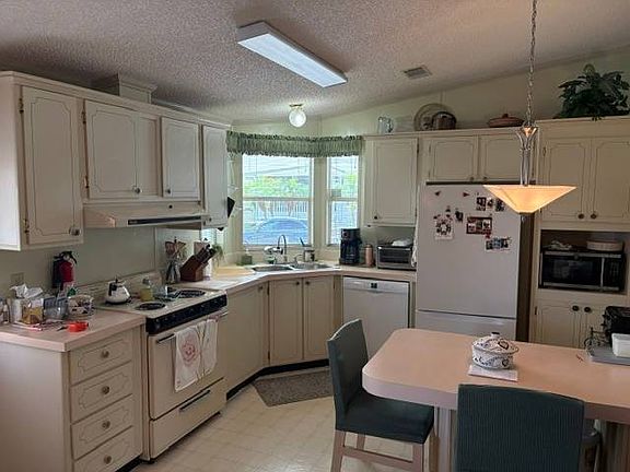 4th image of 1415 Main St Lot 43