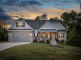 3801 Deerwood Acres Dr, Summerfield, NC 27358