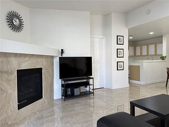 5th image of 8452 Boseck Dr Unit 225