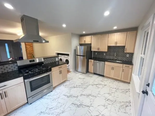 804 Page St #B, Charlottesville, VA 22903