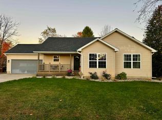 14639 Carlon Dr, Lake Odessa, MI 48849