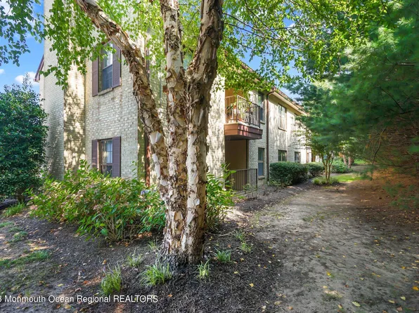1407 Wellington Place, Aberdeen, NJ 07747