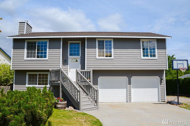 1st image of 2904 Sierra Blvd
