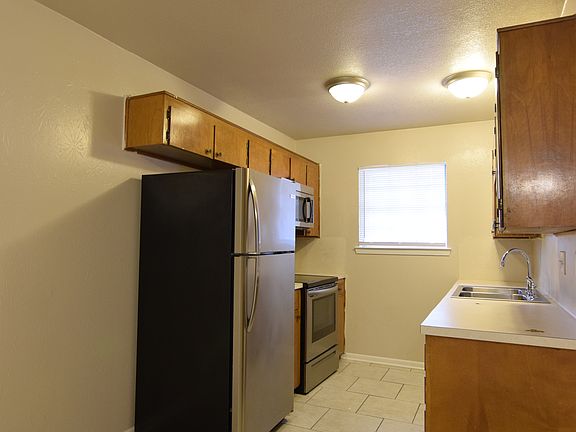 5th image of 515 Geri Dr