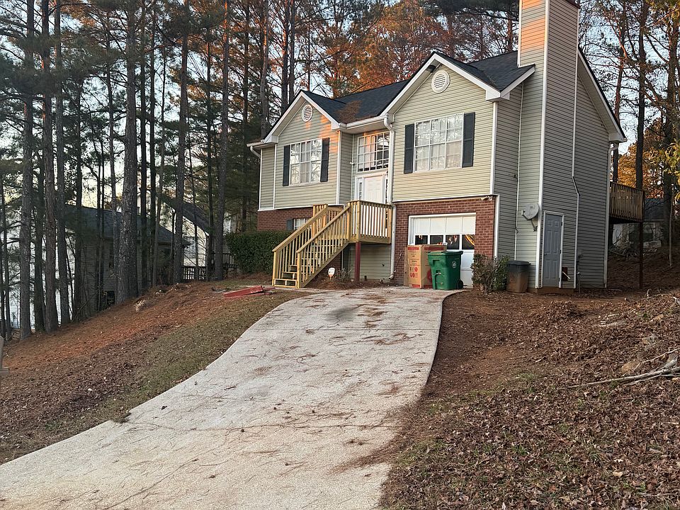 1st image of 3272 Landgraf Close