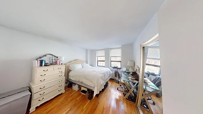 Rented by AZ REALTY NYC LLC | media 20