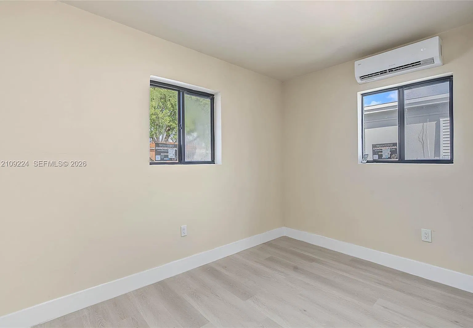 1001 NW 36th Ave — Photo 4