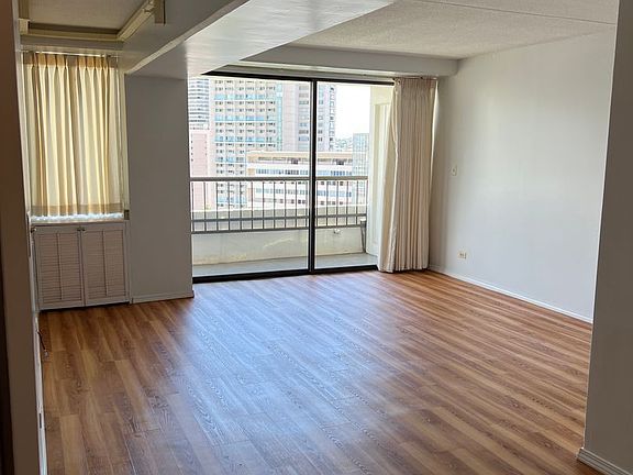 3rd image of 2333 Kapiolani Blvd APT 1804