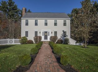 2 Thistle Ln, Rochester, MA 02770