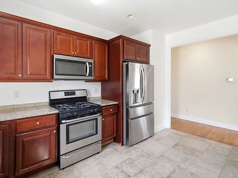 90 Terrace Ave #1 — Photo 8