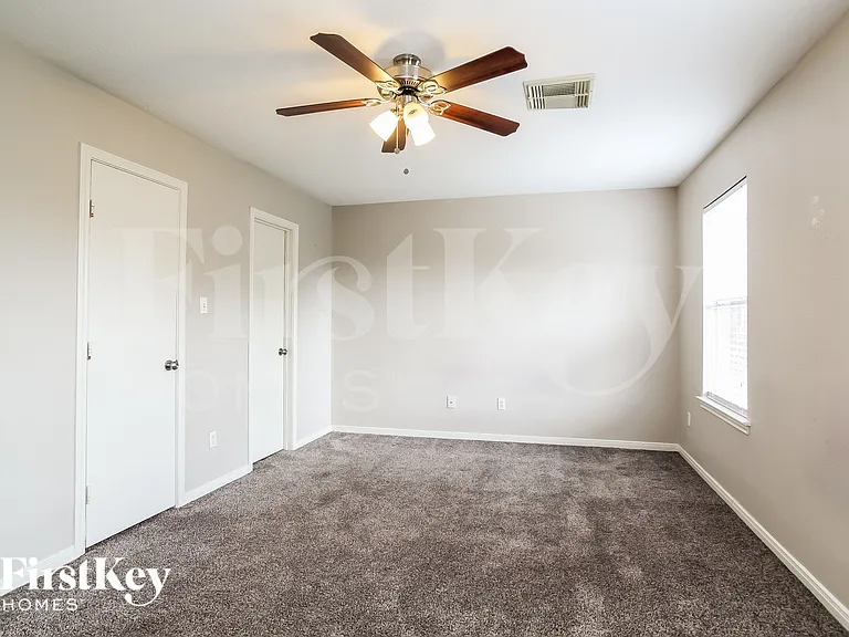 8114 Scarlet Tanager Dr — Photo 9