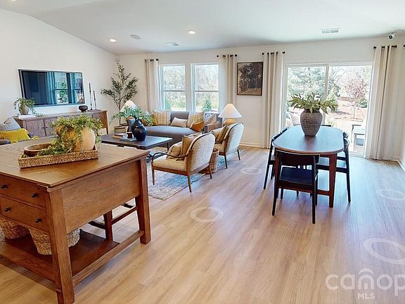 5th image of 1800 Quiet Wood Rd