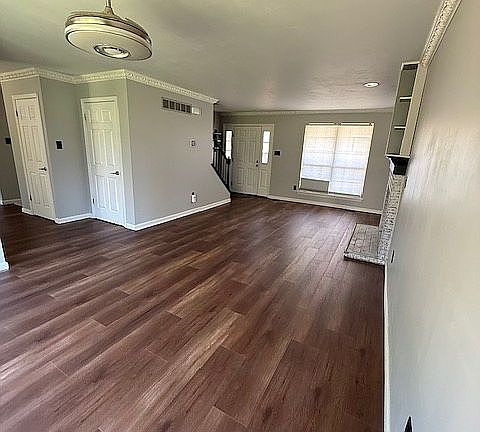5th image of 927 Cleta Dr