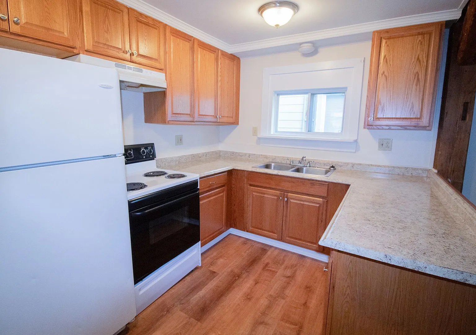 207 Maple St. — Photo 3