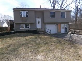 1695 Orkney Rd, Madison, OH 44057