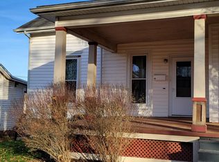 608 16th Ave, Monroe, WI 53566