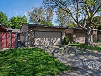 968 N Camelot Dr, Boise, ID, 83704