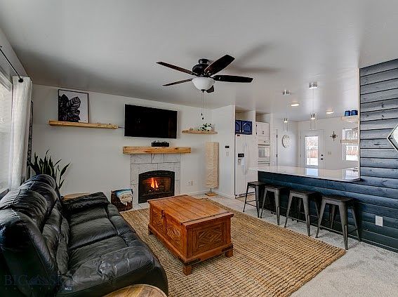 1st image of 305 Lathrop St W
