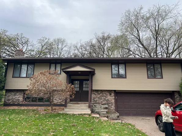 303 Heather Ln, Long Lake, MN 55356