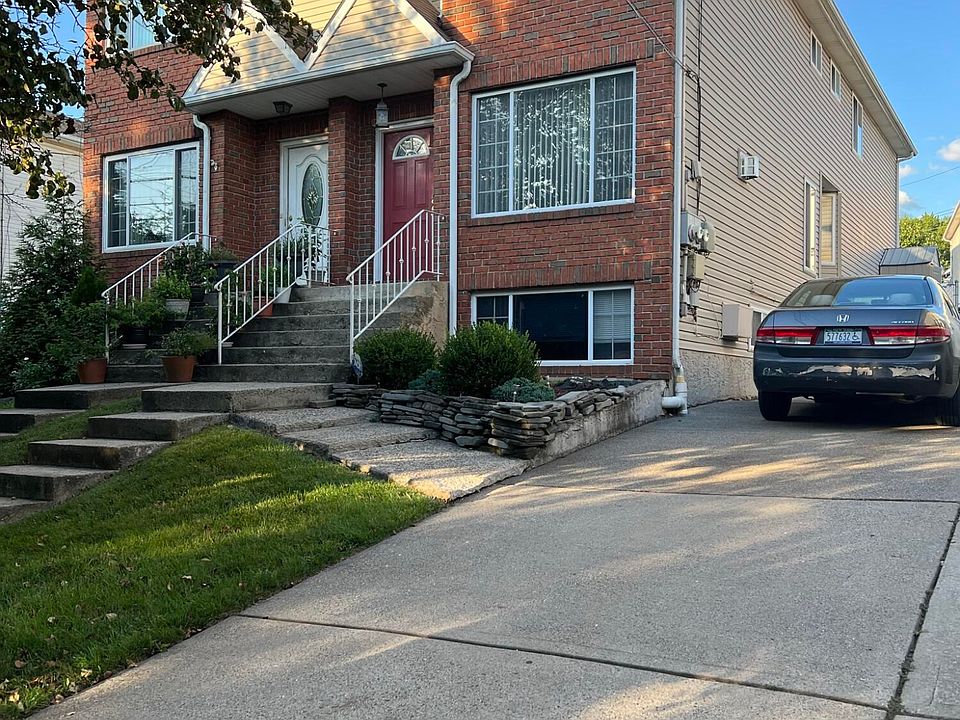 1st image of 271 Seguine Ave