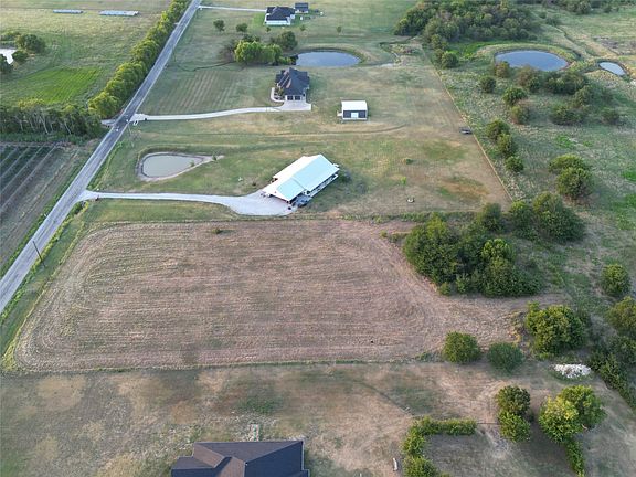 5th image of 8300 Freeman Rd