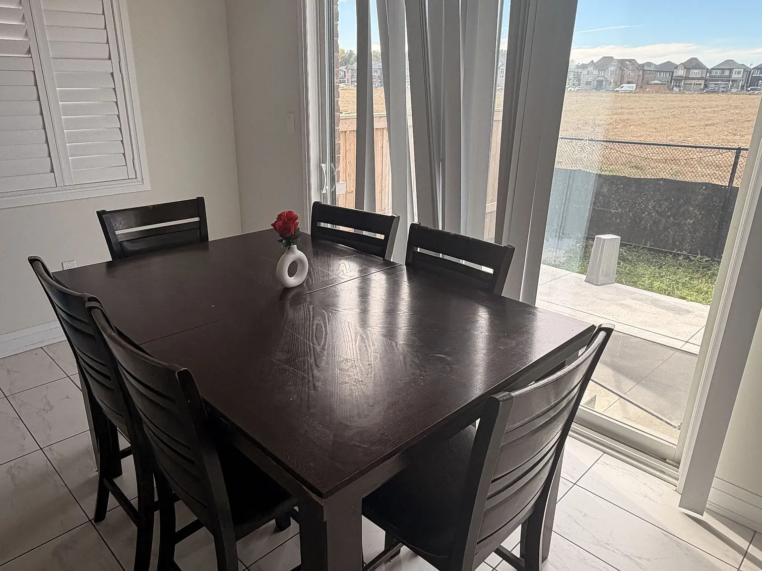 4 bed, $3,400 — Photo 4