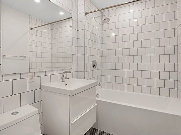 5th image of 59 Bogart St #314-1