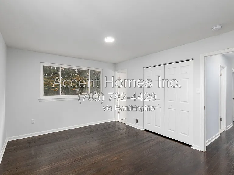 8613 Kenilworth Dr — Photo 15