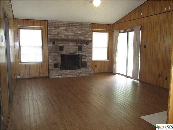 4th image of 240 Caddell Ln