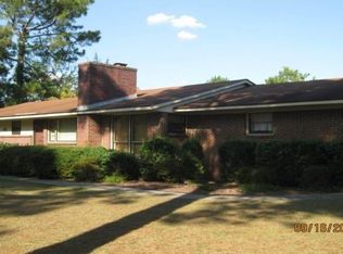 1208 Sprunt Ave, Lumberton, NC 28358