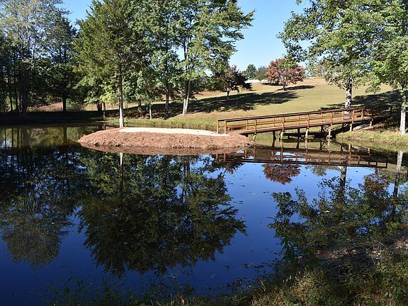 3rd image of 13594 Highland Dr
