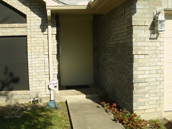4th image of 54 Oriente Dr