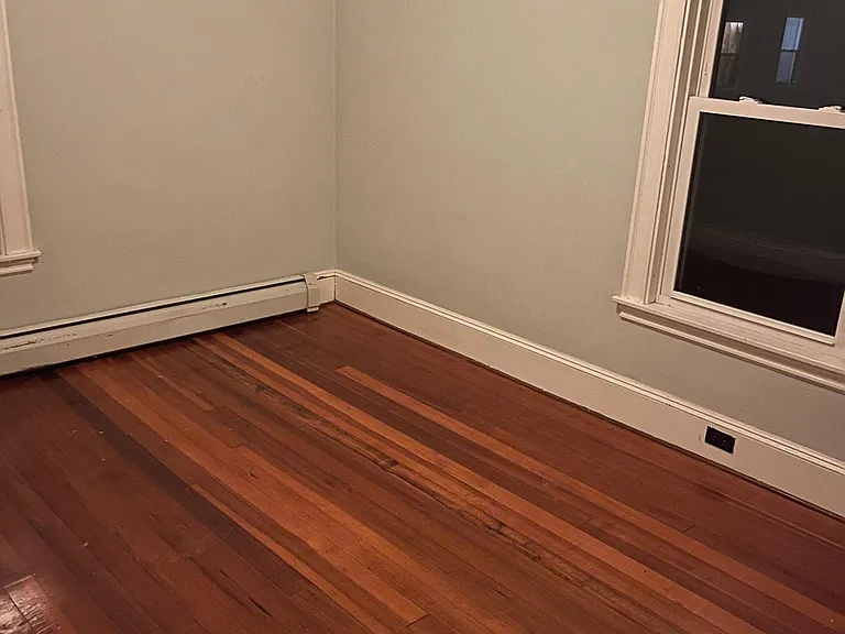 288 Woodford St #3 — Photo 1