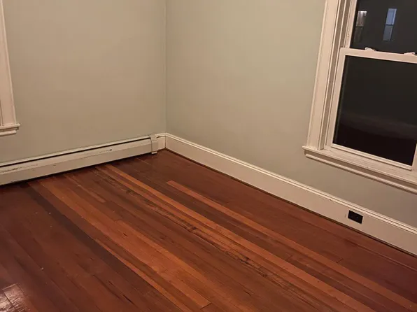 288 Woodford St #3, Portland, ME 04103